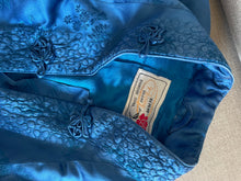 Cargar imagen en el visor de la galería, Chaqueta oriental seda
