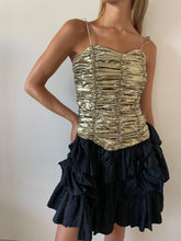 Cargar imagen en el visor de la galería, Vestido dorado
